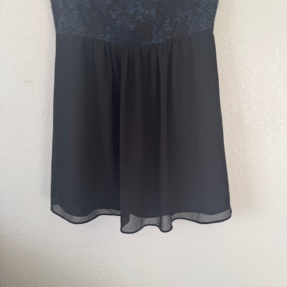 Forever 21 Navy and Black Floral Midi Dress size Large - Picture 5 of 12